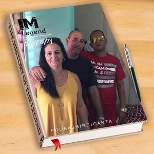 Meet your Posher, Mara